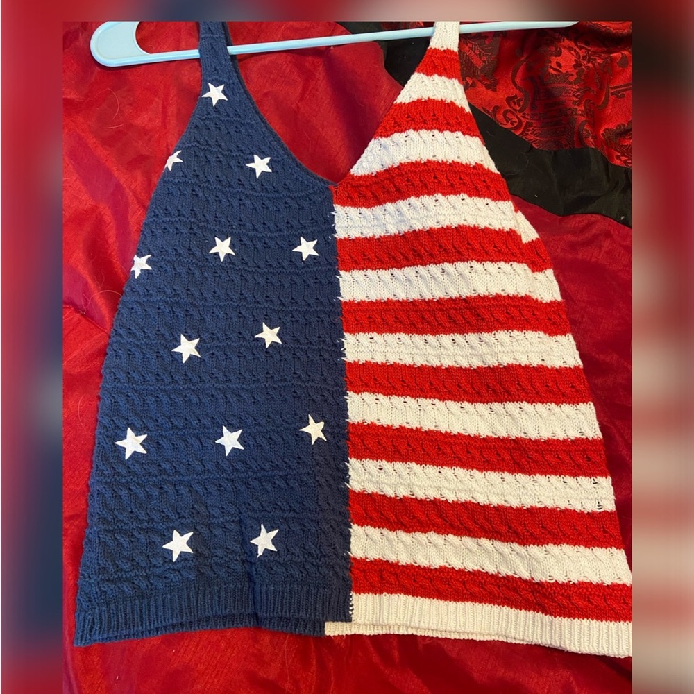 Moon and Madison medium tank top - Picture 6 of 6